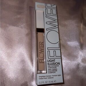 (5/$25) Flower Beauty light illusion full coverage concealer shade porcelain
